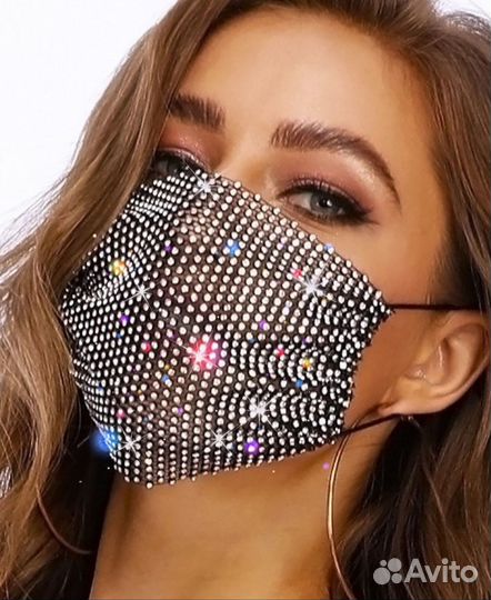 Маска из страз многоразовая для лица дышащая