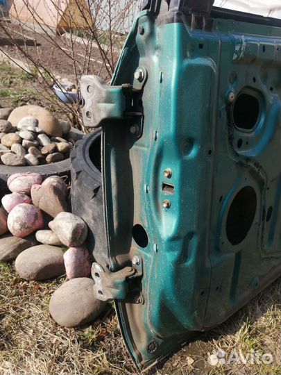 Дверь водительская от ипсума 10 кузов