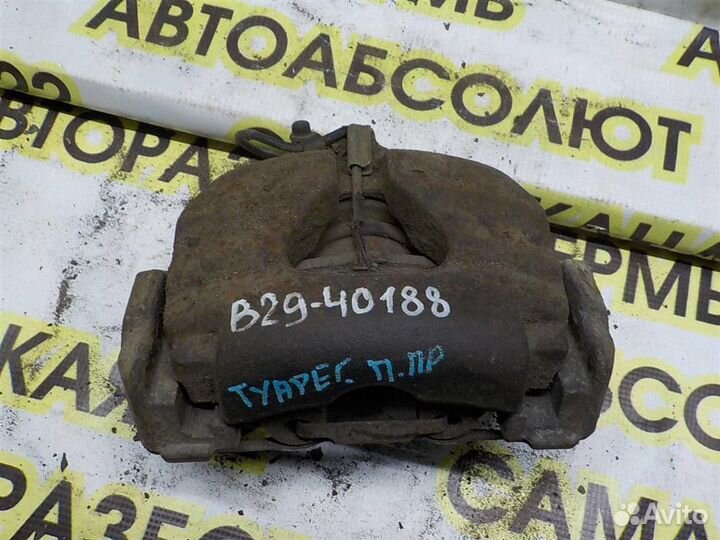 Суппорт передний правый Volkswagen Touareg I (7L)