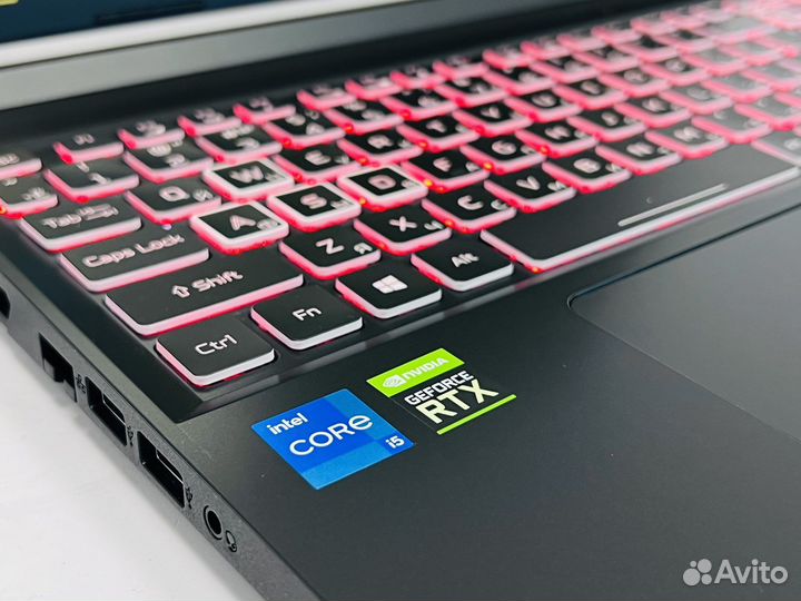 Acer Nitro 15.6 144Hz i5-11400H RTX 3060 16GB