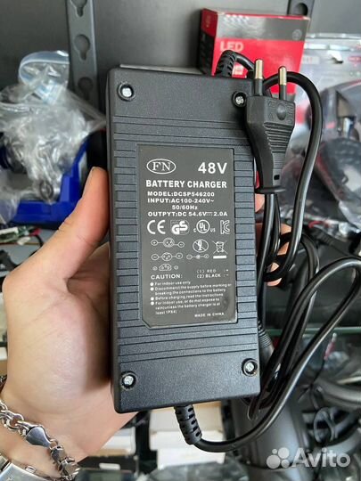 Зарядное для электросамоката kugoo m4 48V 2A