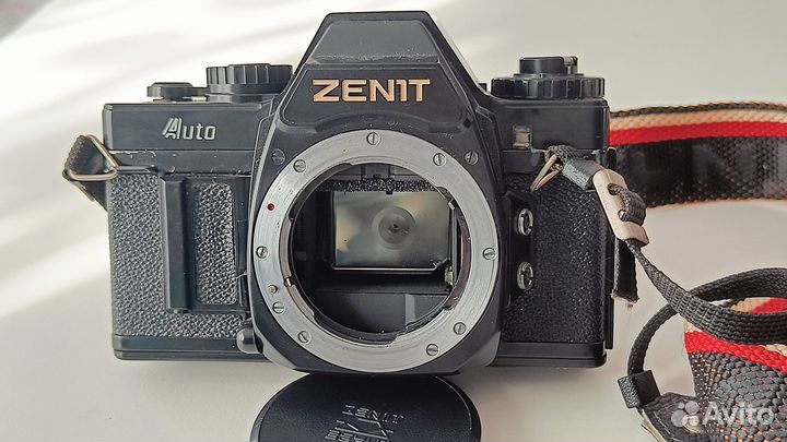 Зеркальный фотоаппарат Zenit auto + 2 объектива