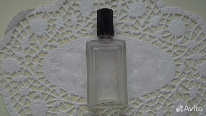 Флаконы из-под советских духов