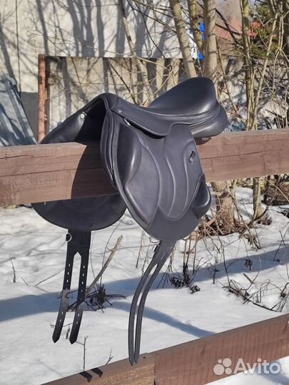 Конкурное седло