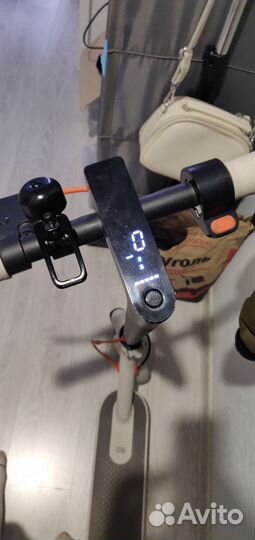 Самокат Xiomi electric scooter mi 3