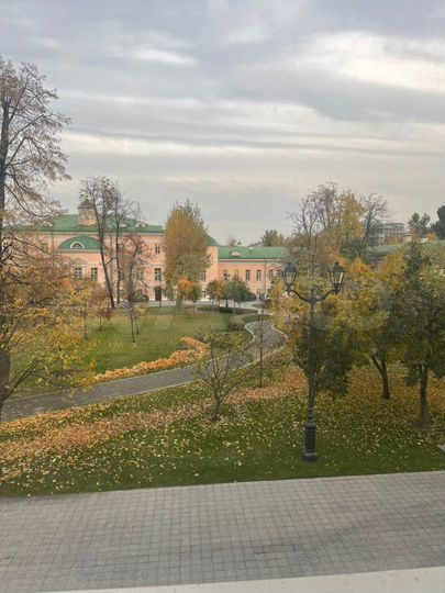 Аренда особняка 1668 м2