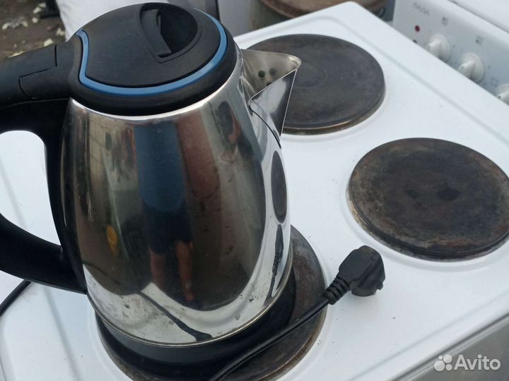 Чайник электрический бу