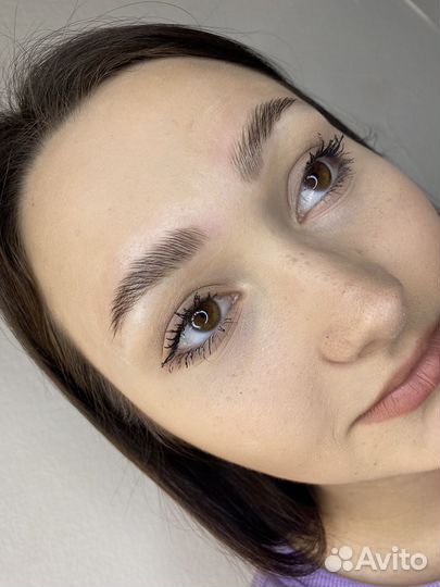 Долговременная укладка бровей