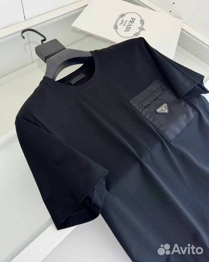 Футболка мужская Prada