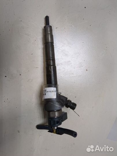 Форсунка топливная Skoda SuperB, 2010