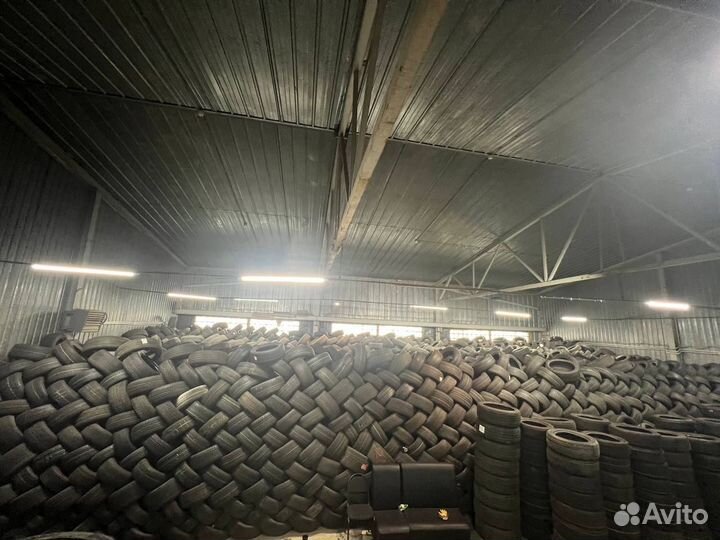 Bridgestone Blizzak VRX 215/55 R17 94S