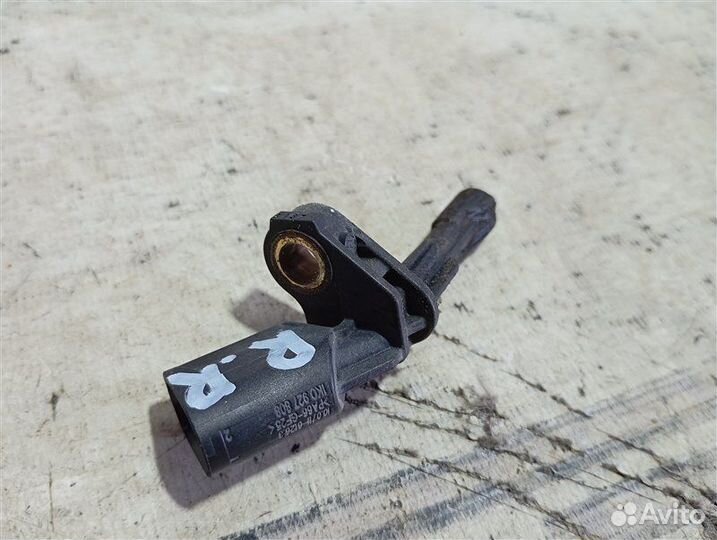 Датчик ABS задний правый Volkswagen Passat B6 1.8