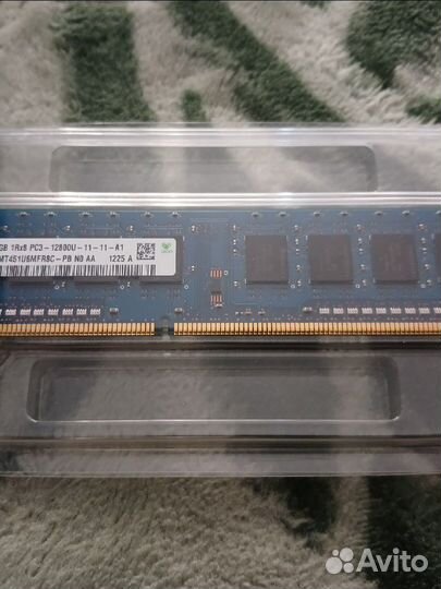 Hynix 4 гб DDR3 1600 мгц