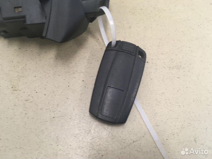 Замок зажигания X1 E84 2009