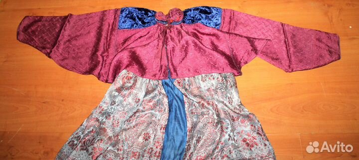 Старинный женский костюм (77) *