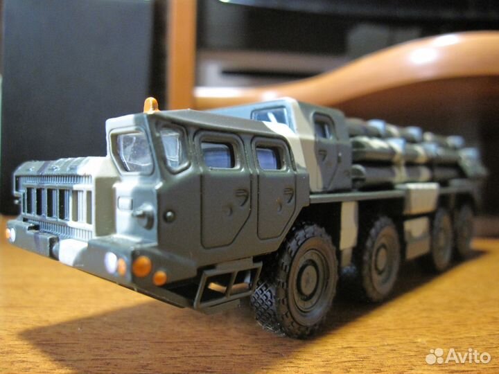 Коллекционная модель маз рсзо Смерч