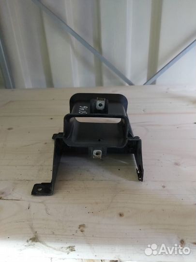 Воздуховод правый BMW 5-серия E60/E61