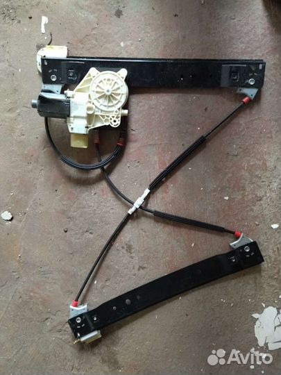 Стеклоподемник форд