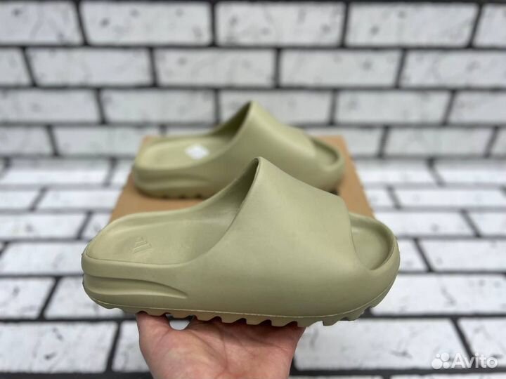 Шлепанцы Adidas Yeezy Slide Resin (36-45)