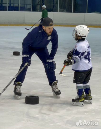 Тренер по хоккею