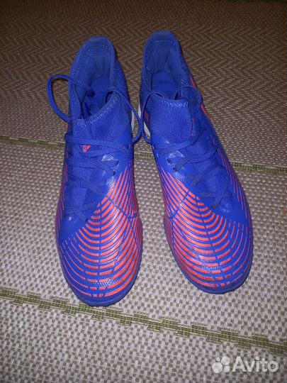 Футбольные бутсы сороконожки Adidas Predator, 39 р