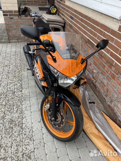 Honda CBR 250 RA (repsol edition)