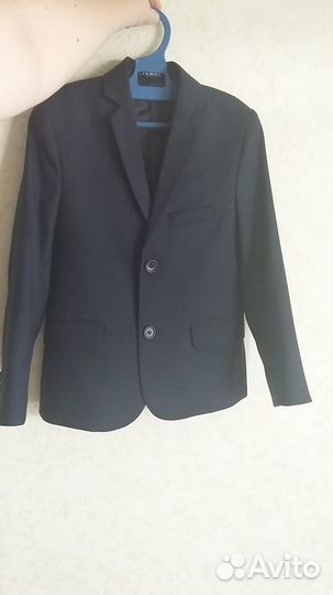 Пиджак и жилетка на мальчика