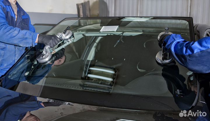 Лобовое стекло Kia Rio