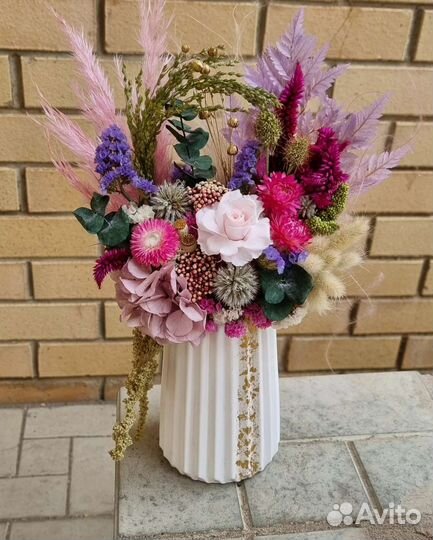 Стабилизированные цветы в кашпо