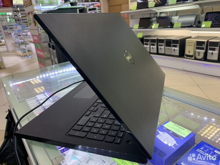 Ноутбук dell Inspirion 15 Intel Pentium 3558/ 4 Гб