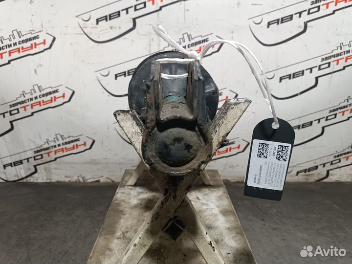 Стойка ходовки toyota avensis AZT250 AZT250W AZT251 AZT251W AZT255 AZT255W ZZT250 ZZT251 передняя пр