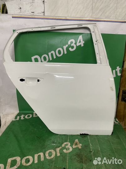 Задняя правая дверь Volkswagen Golf 6