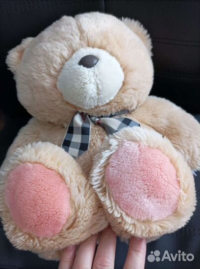 Плюшевый медведь Hallmark 47 см