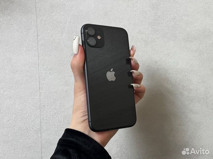 iPhone 11, 128 ГБ