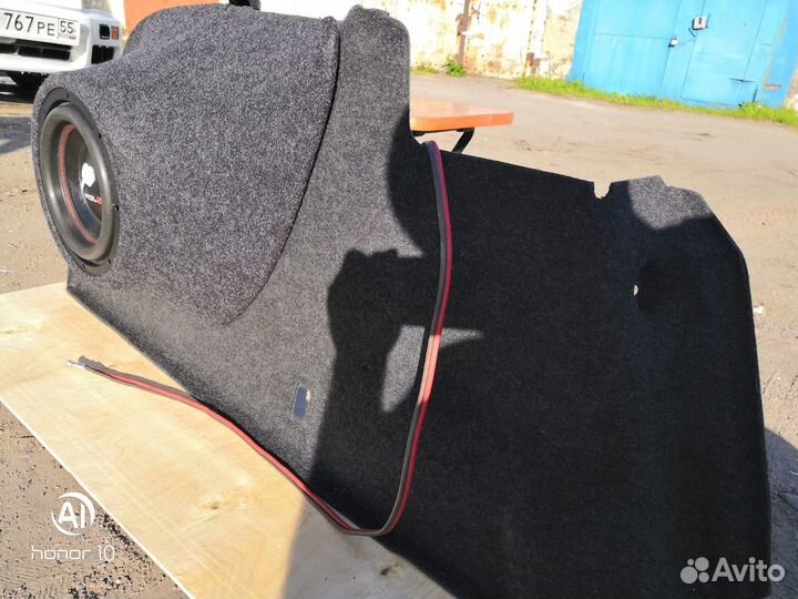 Сабвуфер стелс BMW F10