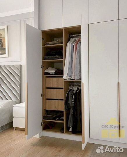 Шкаф двухстворчатый