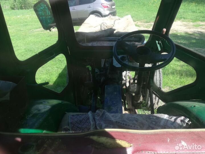 Трактор, 2000