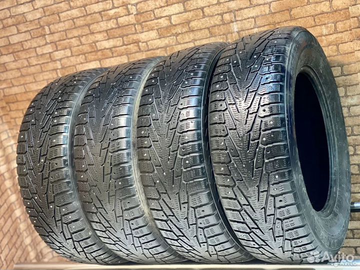 Nokian Tyres Hakkapeliitta 7 235/65 R17