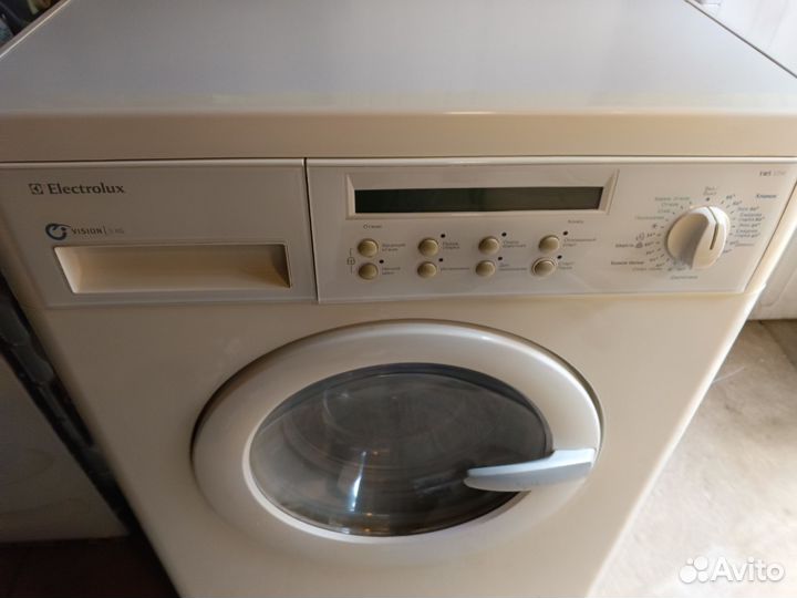 Стиральная машина Electrolux ews1250 5кг