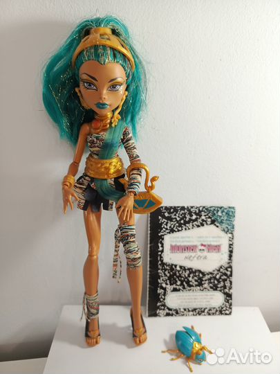 Кукла монстер хай Нефера базовая