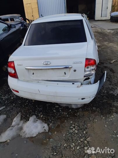 Задний левое крыло