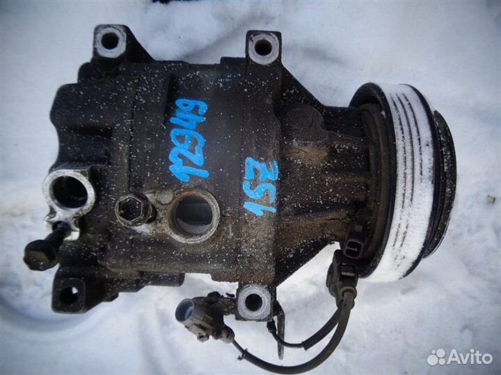 Компрессор кондиционера Toyota Vitz 1SZ