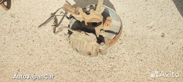 Кулак передний правый Митсубиши Аутлендер 3