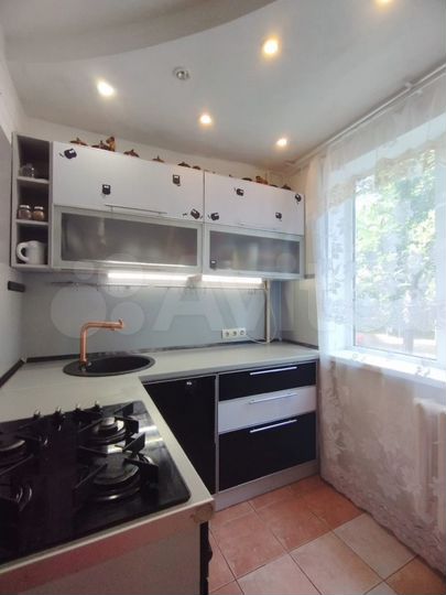 3-к. квартира, 58,1 м², 2/5 эт.