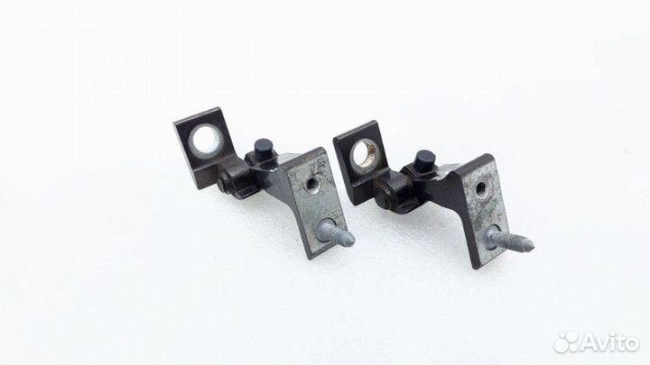 Б/У Петля двери Состояние отличное, оригинал