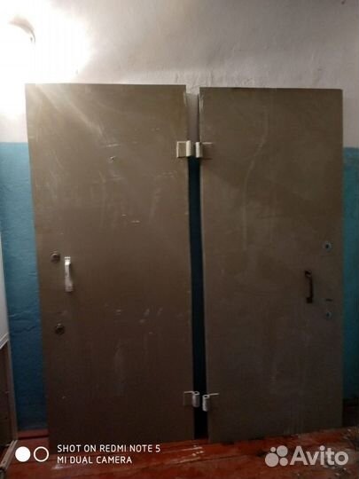Двери с коробкой, бронированные бу