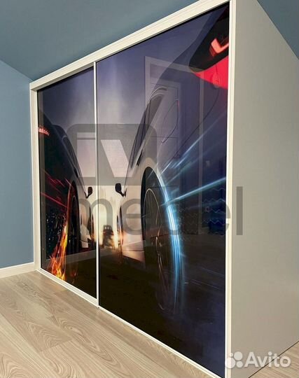 Угловой шкаф