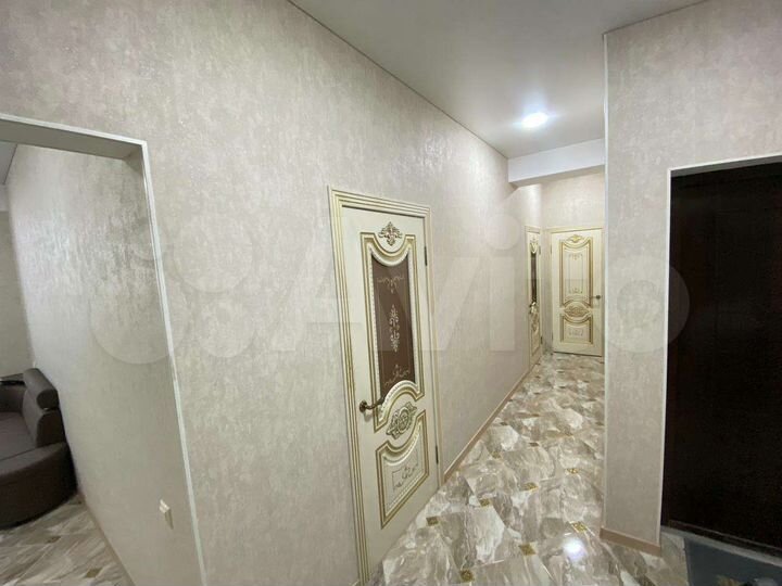 2-к. квартира, 78 м², 9/10 эт.