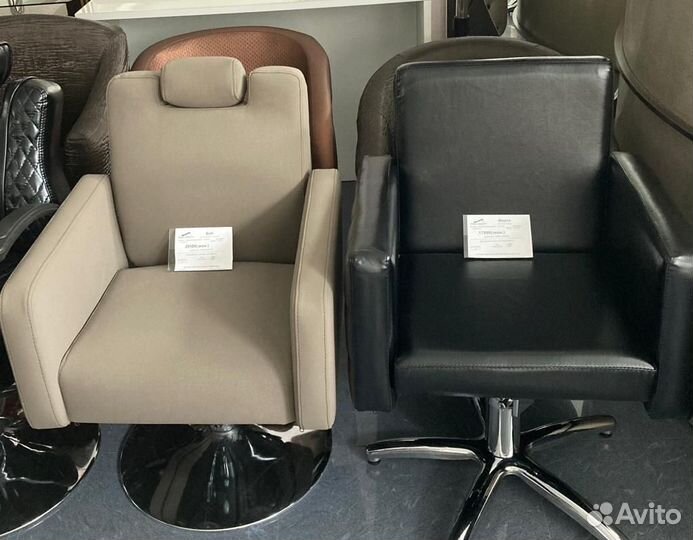 Парикмахерское кресло