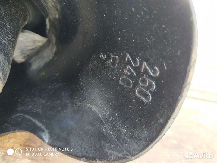 Коньки хоккейные